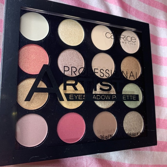 Makeup bundles!!!!! - Picture 6 of 10